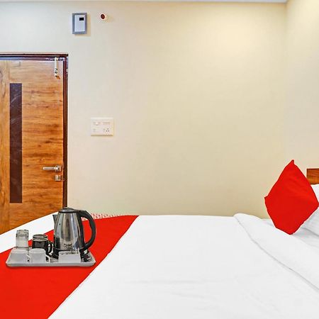 Hotel O Night Eye Hajdarabad Zewnętrze zdjęcie