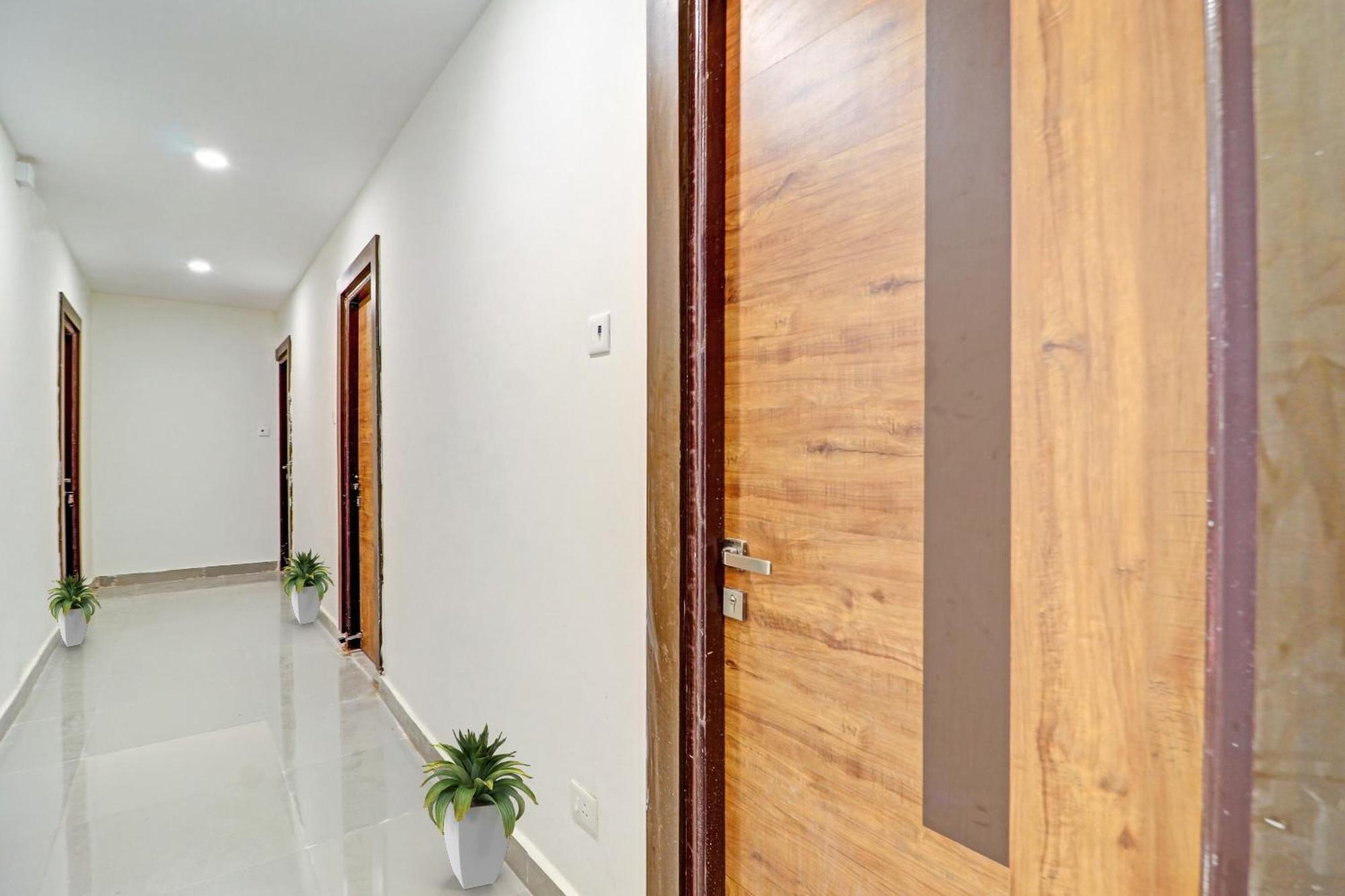 Hotel O Night Eye Hajdarabad Zewnętrze zdjęcie