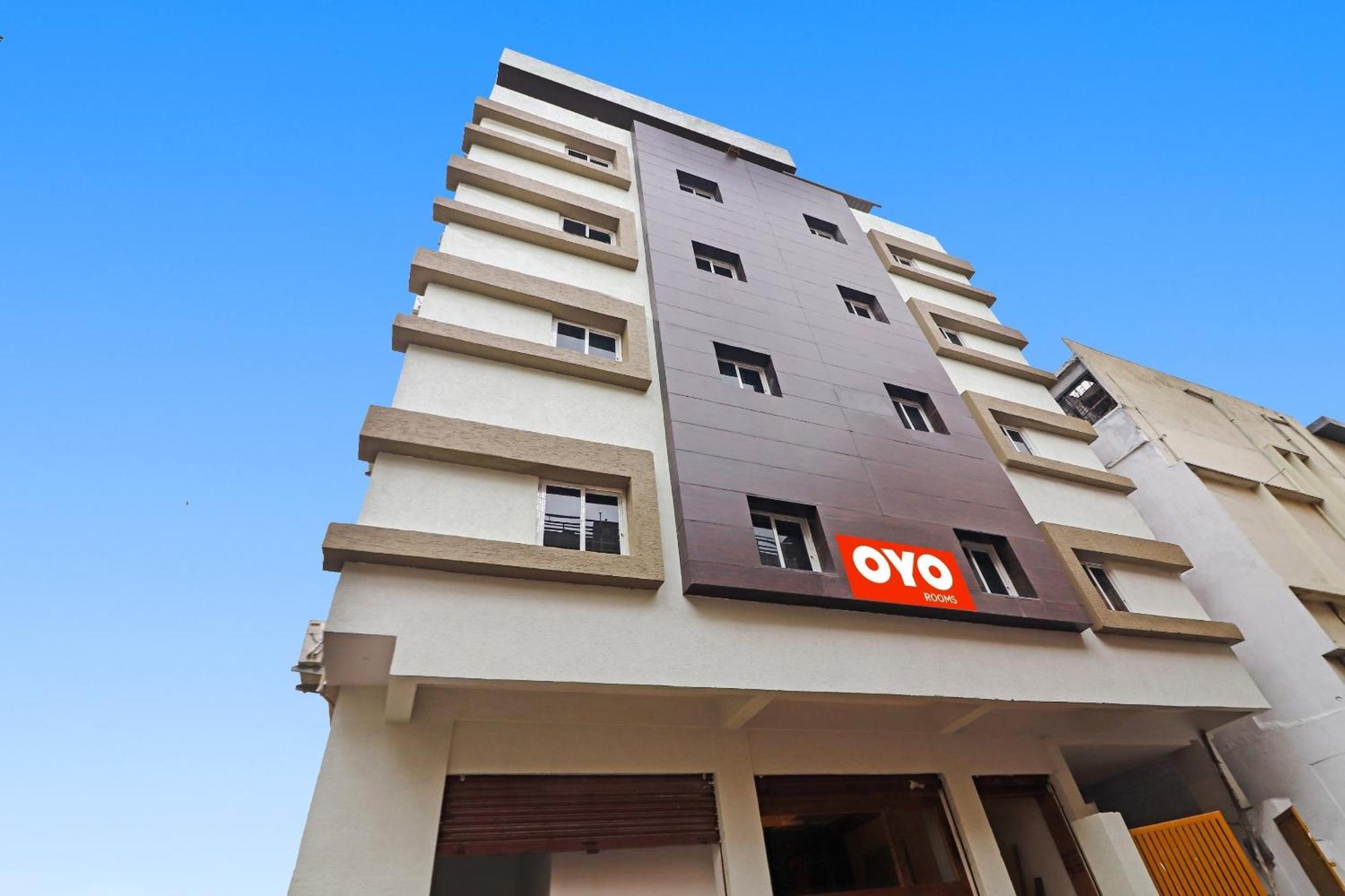 Hotel O Night Eye Hajdarabad Zewnętrze zdjęcie