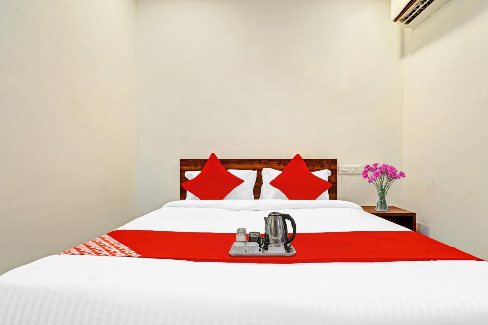 Hotel O Night Eye Hajdarabad Zewnętrze zdjęcie