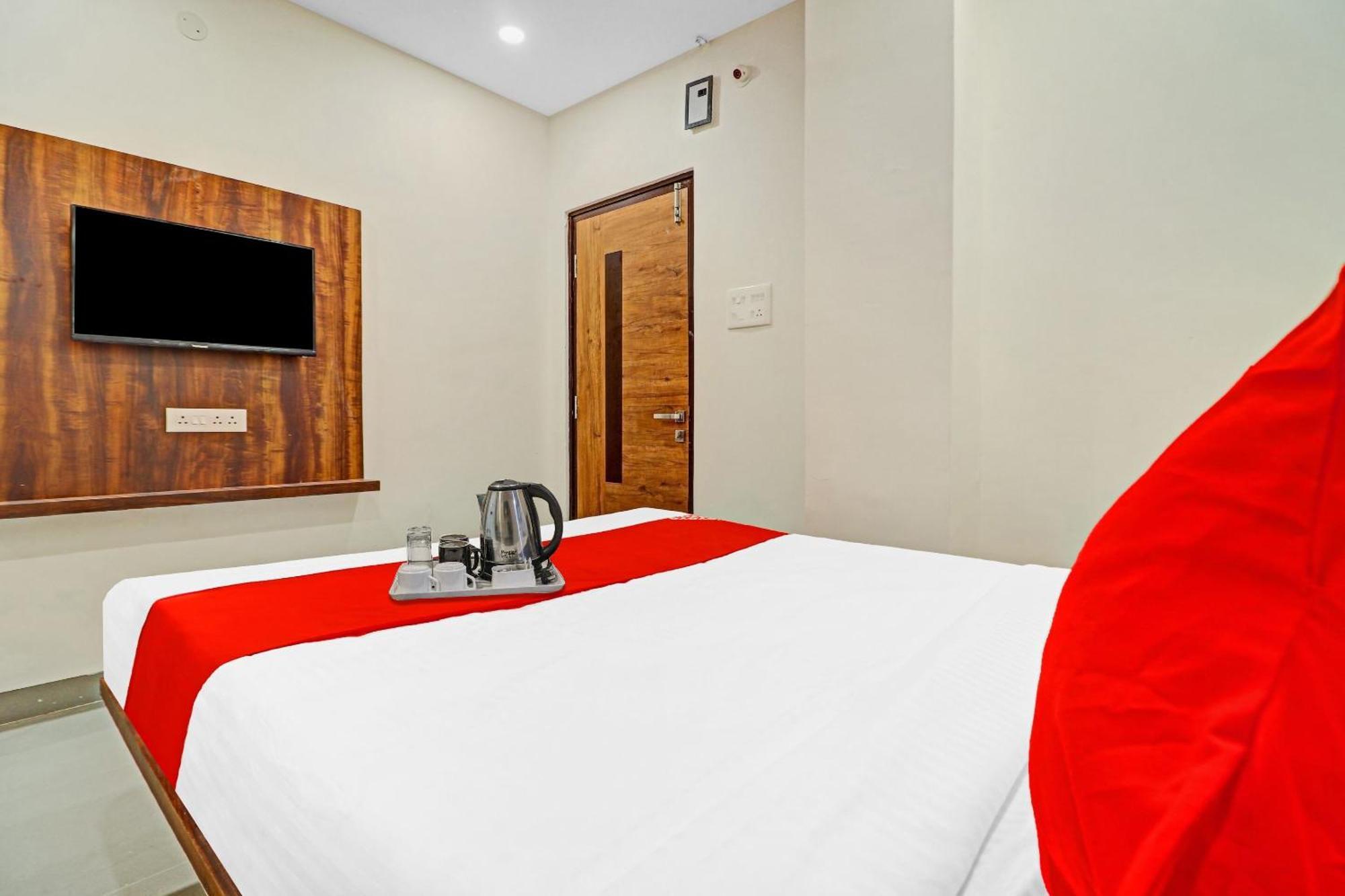 Hotel O Night Eye Hajdarabad Zewnętrze zdjęcie