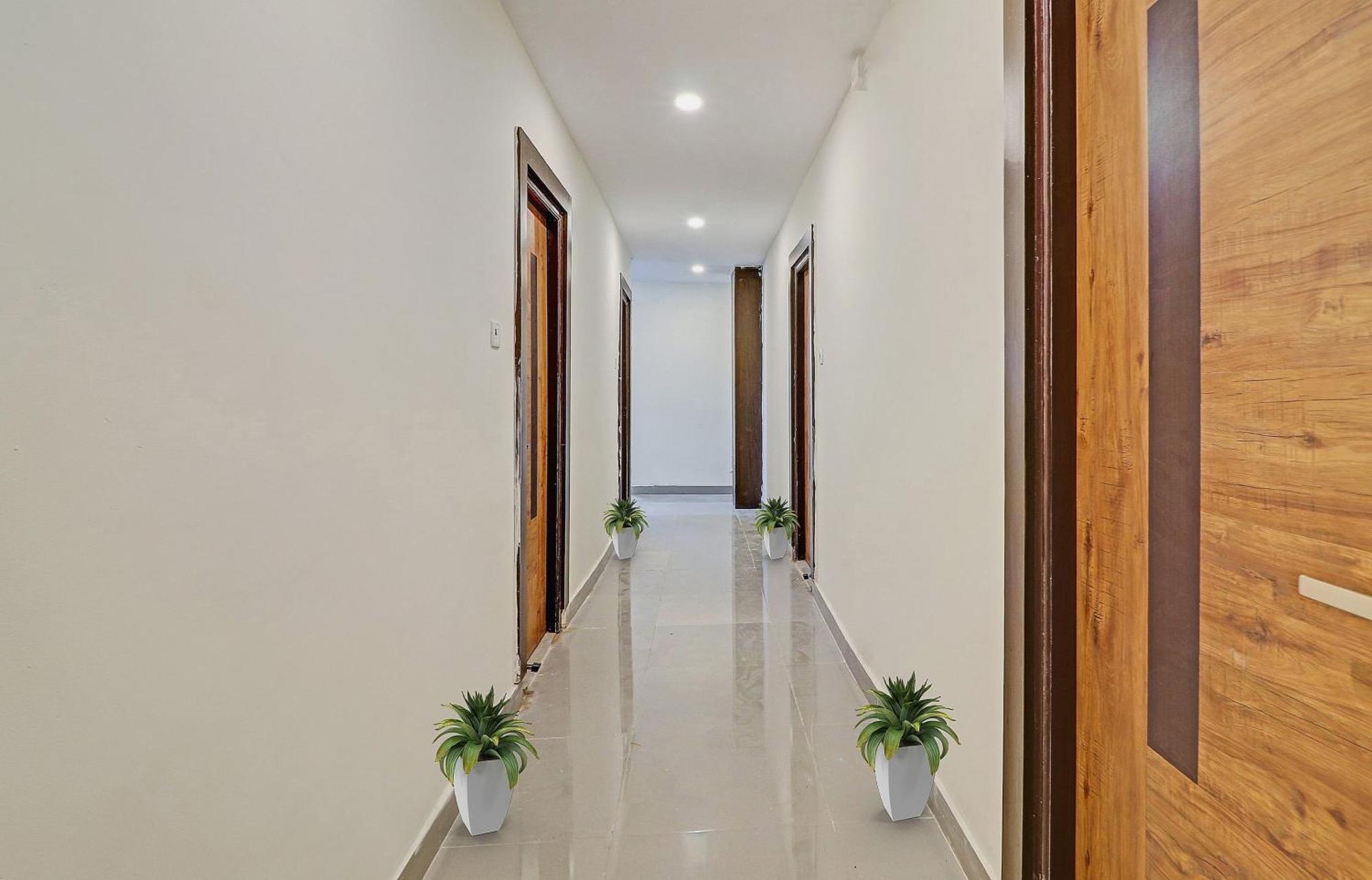 Hotel O Night Eye Hajdarabad Zewnętrze zdjęcie